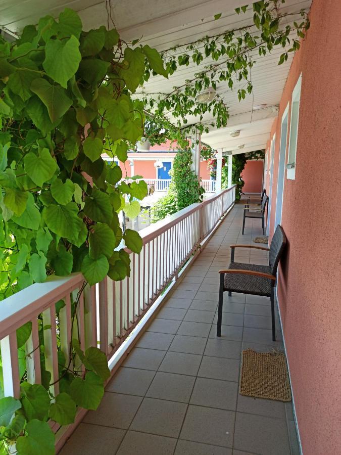 Max Motel Hinterzhof Dış mekan fotoğraf