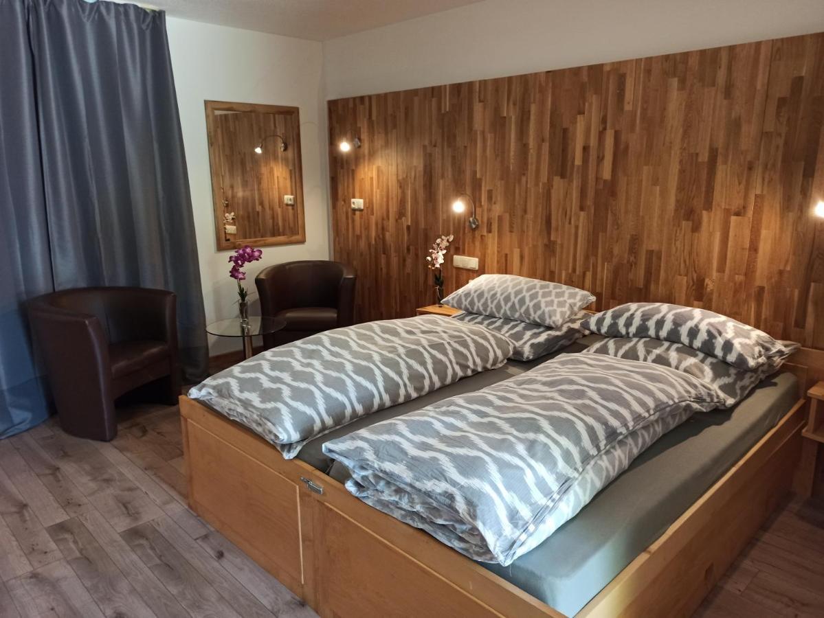 Max Motel Hinterzhof Dış mekan fotoğraf