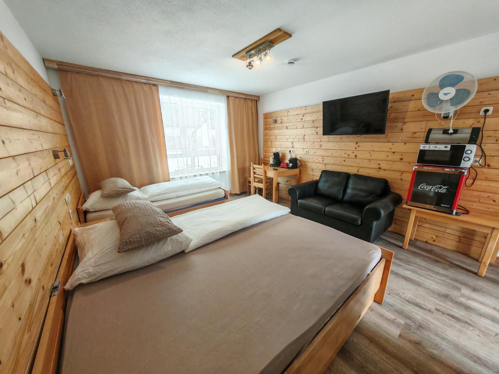 Max Motel Hinterzhof Dış mekan fotoğraf